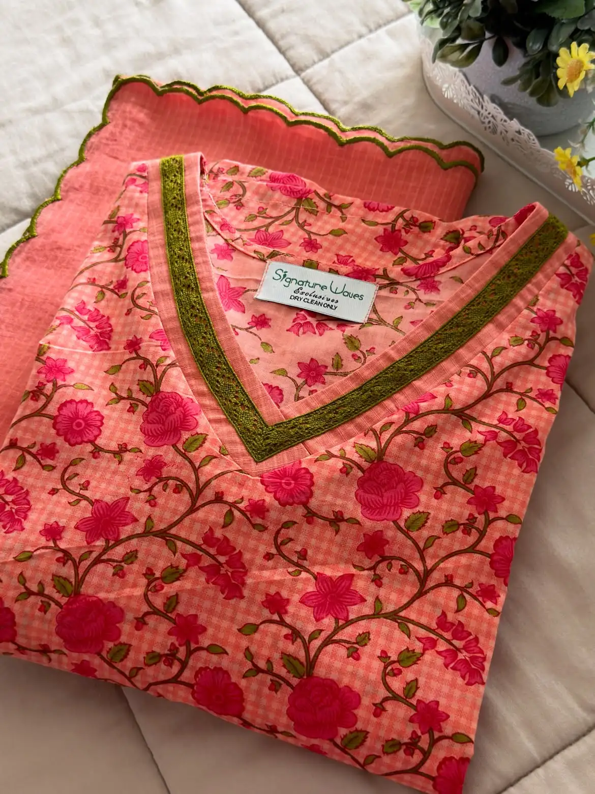 Rose verve 3-piece set.